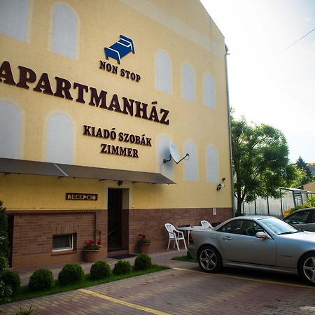 Bl Luxus Apartman Сегед Экстерьер фото