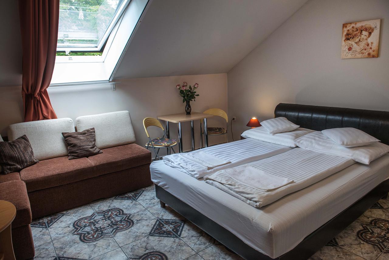 Bl Luxus Apartman Сегед Экстерьер фото